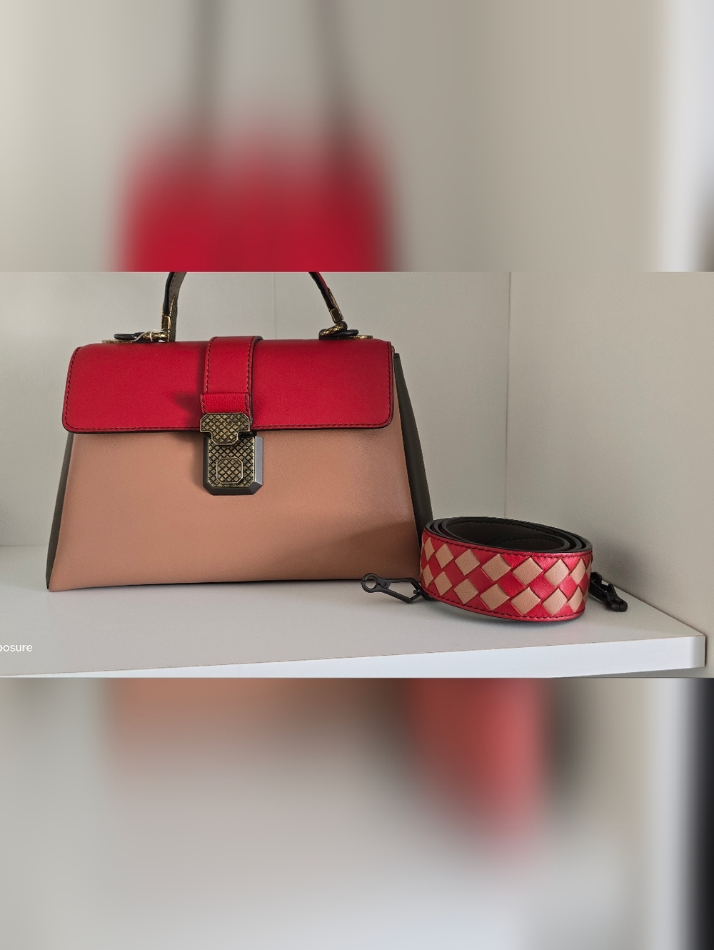 🛑SOLD🛑 BOTTEGA VENNTA DAHLIA PIAZZA CROSSBODY
